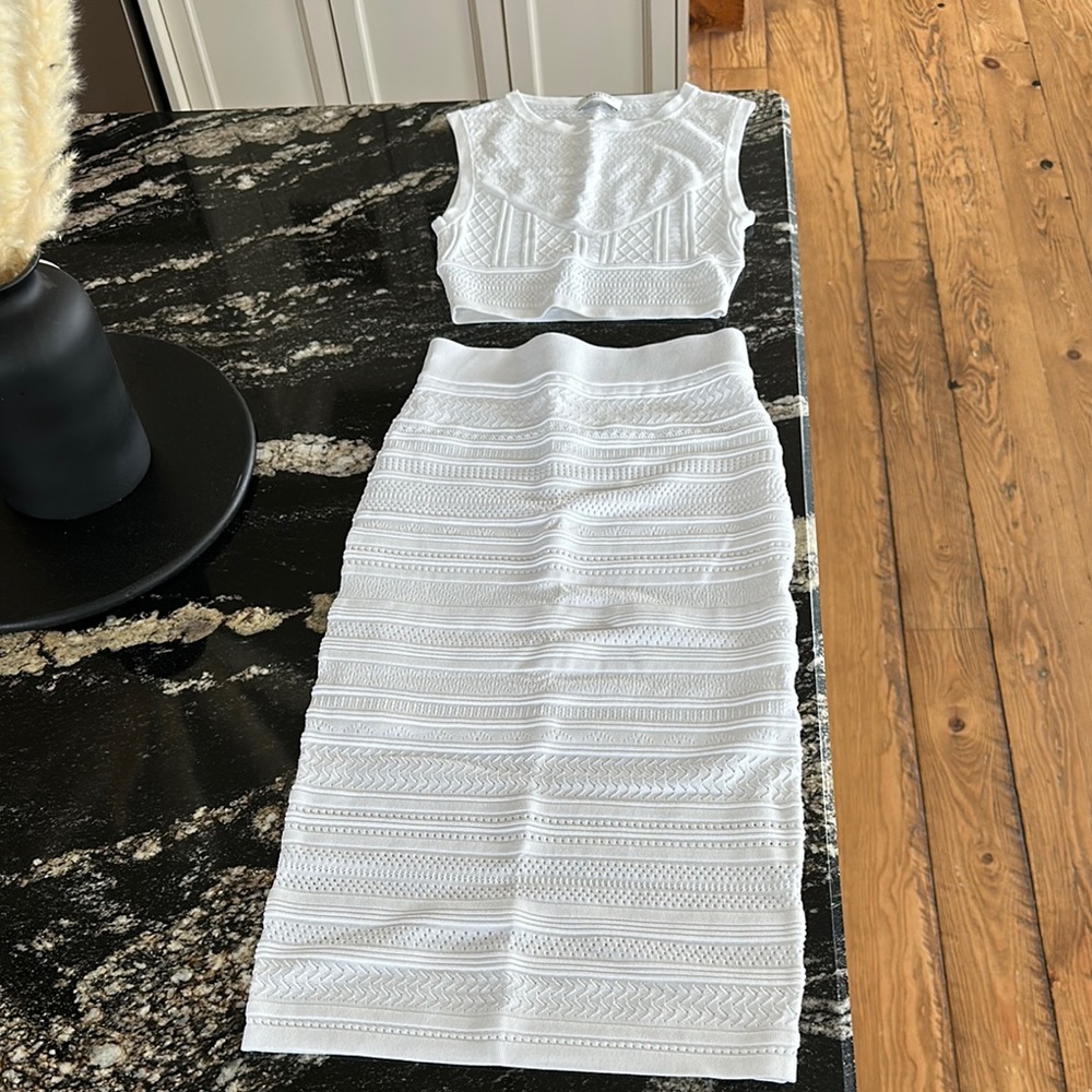 Aritzia White Midi Skirt